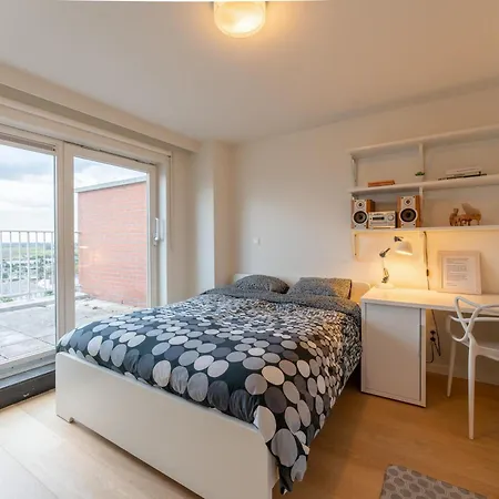 10 Hoog Aan Zee