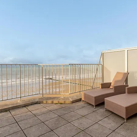 10 Hoog Aan Zee Appartement