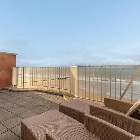 10 Hoog Aan Zee Appartement *